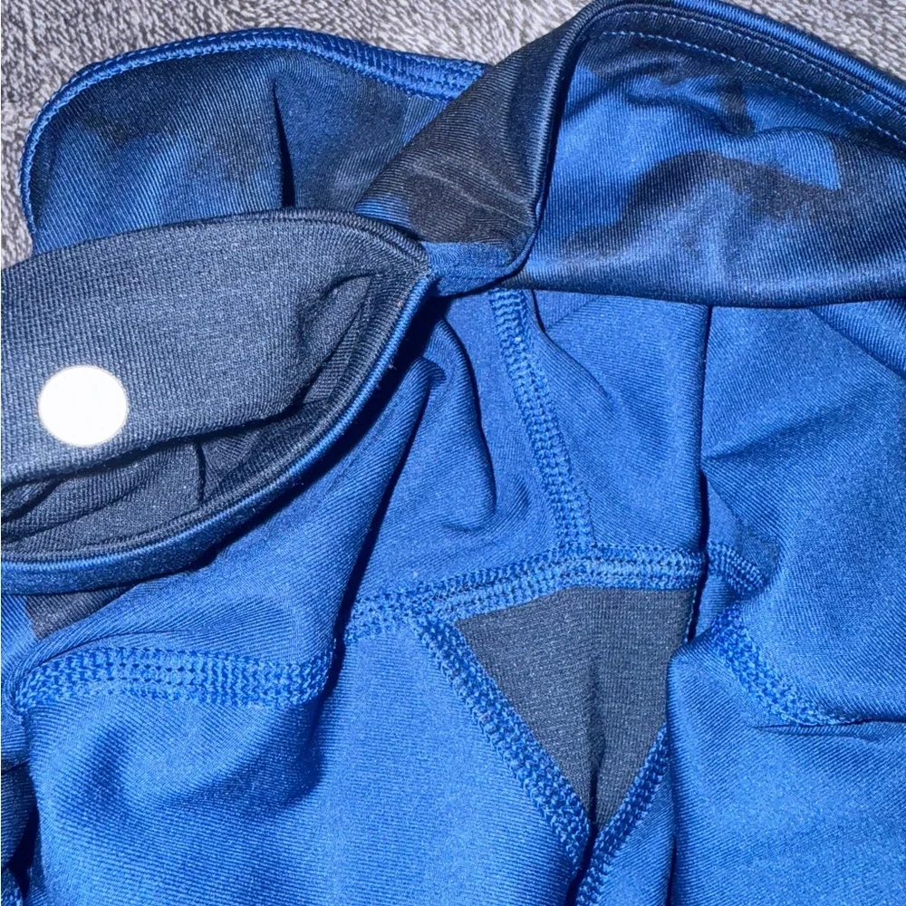 Lululemon Wunder Under Crop II *Full-On Luxtreme
Jumbo Inky Floral Black Inkwell - Picture 3 of 4